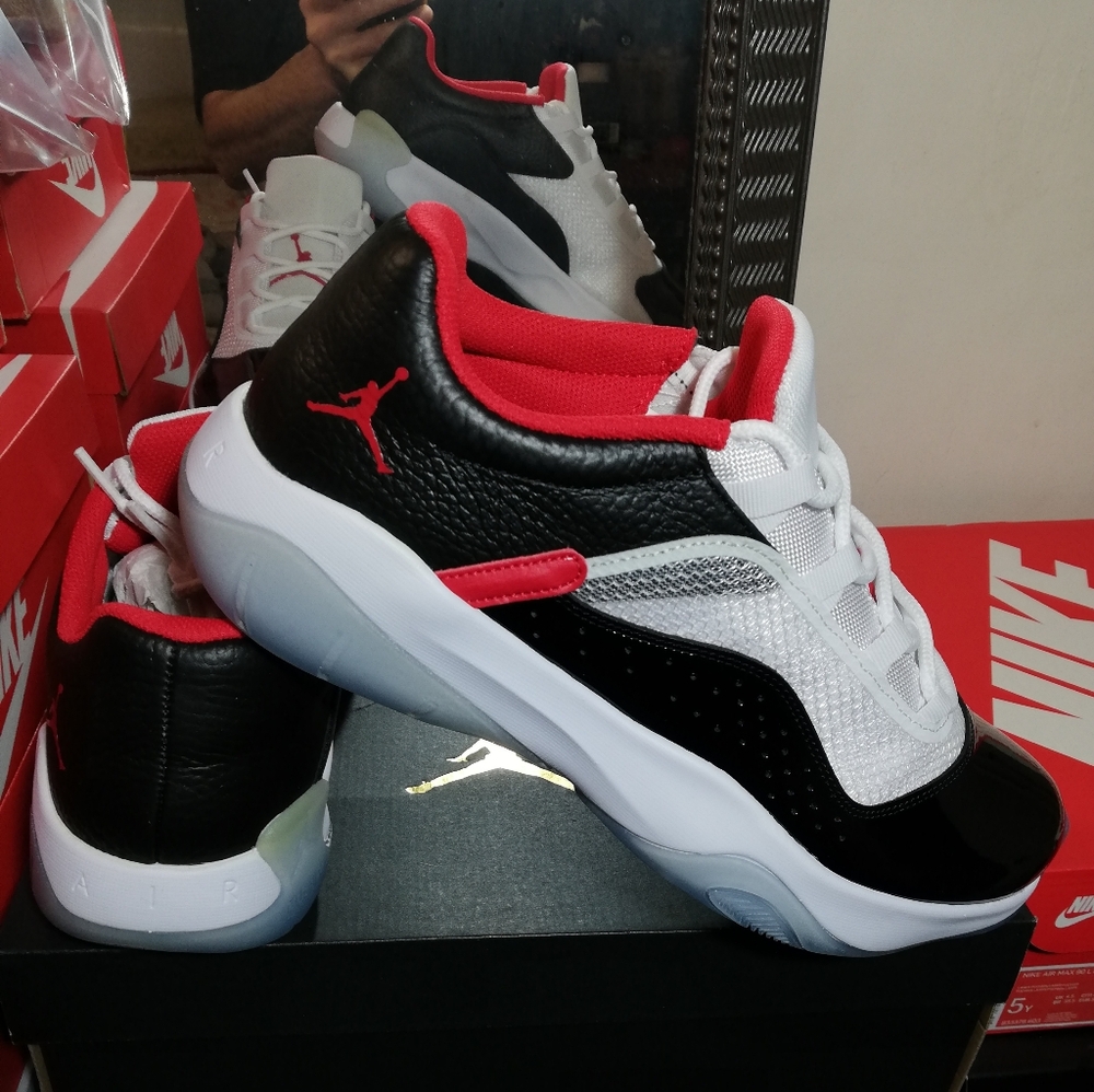 AIR JORDAN 11 CMFT MEN US SIZE 12 BRAND NEW IN BOX